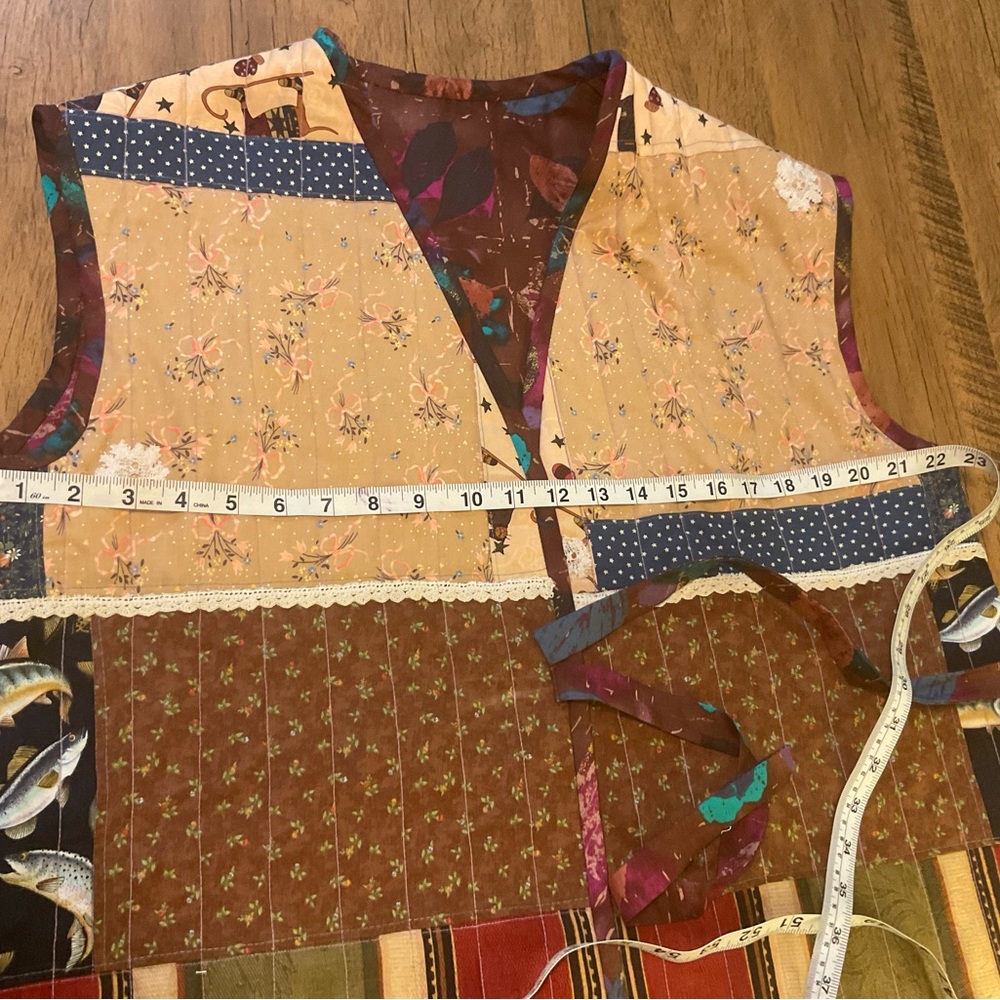 Patchwork Quilted Vest - image 4
